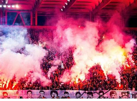 לא פעם ראשונה שהאוהדים היווני פועלים באלימות (gettyimages)