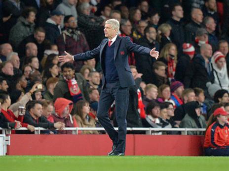 ונגר. האוהדים הצביעו ברגליים (getty)