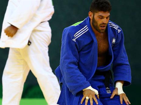 רינר היה גדול עליו (GETTY)