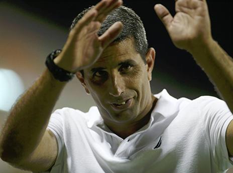 מימר. קיבל אהבה מהאוהדים (אלן שיבר)