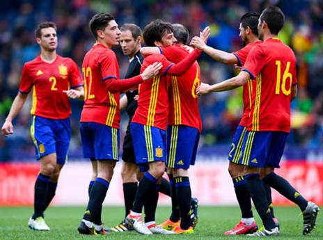 הספרדים חוגגים, הערב (Getty)