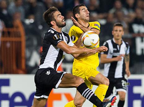 ויטור מול מקיטריאן מדורטמונד (GETTYIMAGES)