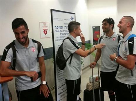 האלופה יוצאת למחנה אימון