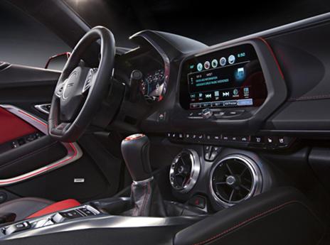 שברולט קאמרו. נכבשה ע"י הפמיניזם? (צילום: כפיר כשריאן)