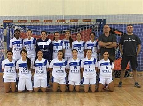 שחקניות מ.כ חולון