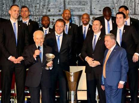 פרס בפגישה עם מכבי ת"א אחרי הזכייה ביורוליג (מכבי ת"א)