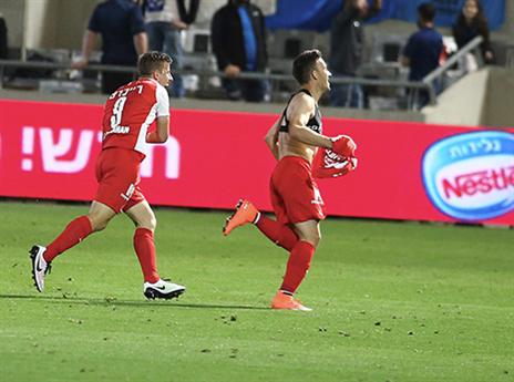 בשנה שעברה זה נראה כמו בינגו (אלן שיבר)