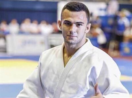 שמאילוב. בין המועמדים למדליה