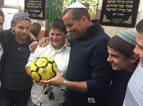 בן שמעון בחברון