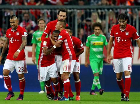 קוסטה החזיר עם שער (GETTY)