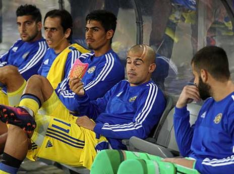 מנגד, שוטה ארבלדזה בחר להושיב שוב את טל בן חיים על הספסל (אלן שיבר)