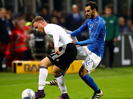 גרהארט מוולפסבורג ערך בכורה בבגרמניה (gettyimages)