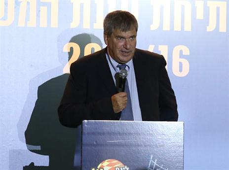 מסיים את תפקידו. באומן (צילום: אלן שיבר)