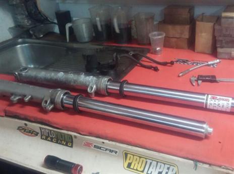 רגע לפני פירוק (צילום: כפיר כשריאן)