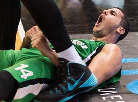 קרוב, אבל לא מספיק. בלייזר (עודד קרני)