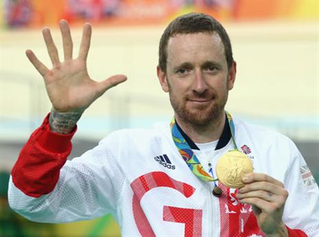 חמש מדליות זהב אולימפיות (GETTY)