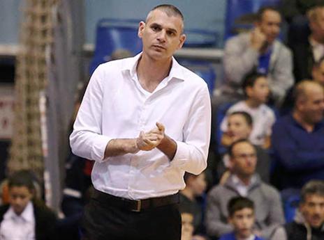 שמר על המבצר. גורקה (אלן שיבר)