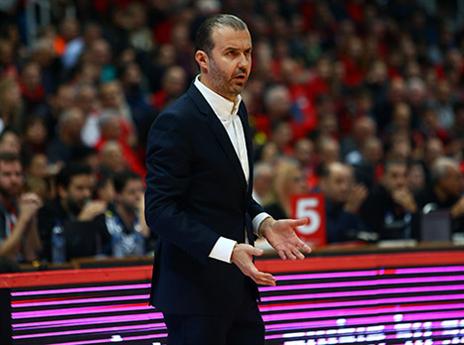 הסתדרו בלעדיו. פיאניג'אני (מנהלת הליגה)