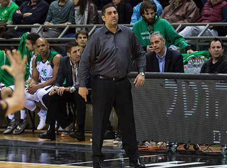 קבוצה בעלייה. רחימי (מנהלת הליגה)