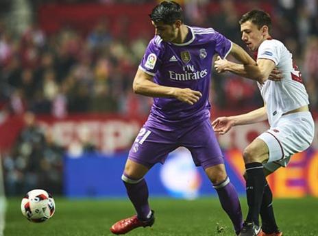 מוראטה מול לנגלה. ריאל התקשתה להגיע למצבים במחצית הראשונה (Getty)