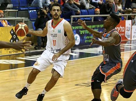 בלט עם 9 נק' ו-10 אסיסטים. בן שימול (אלן שיבר)