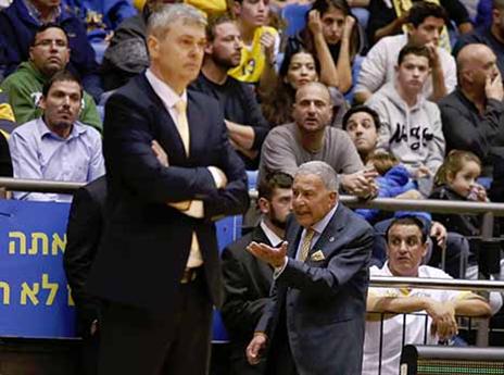 פקעת עצבים בספסל הצהוב (אלן שיבר)