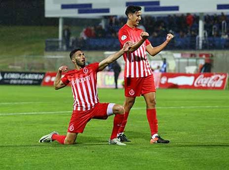 "מאמינים שאפשר להישאר". ורטה (לירון מולדובן)