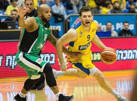 הפעם לא פגע. מקל (מנהלת הליגה)