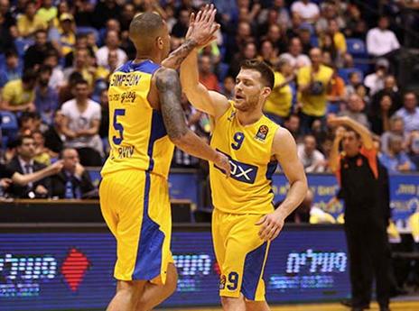 מקל עם סימפסון. מכבי תגיע עם סגל חסר בקו האחורי (אלן שיבר)