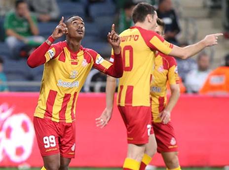 השער הנהדר שלו לא הספיק. אינברום (צילום: יוסי שקל)