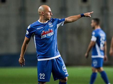 אדאמוביץ'. יזכה מההפקר (ניר קידר)