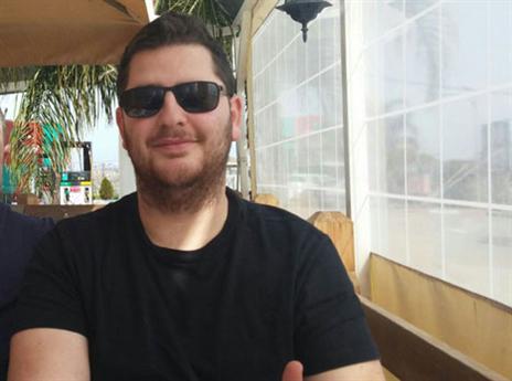 לא הפסיק לחלום