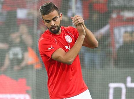 שחקן העונה. ויטור (אלן שיבר)