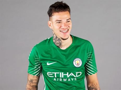 אדרסון. בא כדי לזכות בתארים (האתר הרשמי של סיטי)