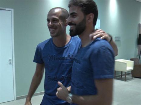 בן חיים עם דוידזאדה. בקרוב יעזוב את מכבי ת"א (האתר הרשמי)