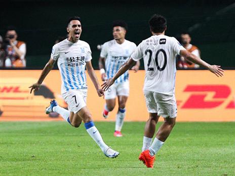 לא מפסיק לכבוש