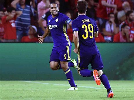 לא הגיעה למצבים כמעט, מאריבור (אלן שיבר)