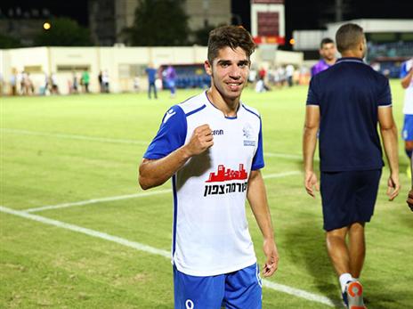 מה הוא מבשל העונה. מנור סולומון (לירון מולדובן)