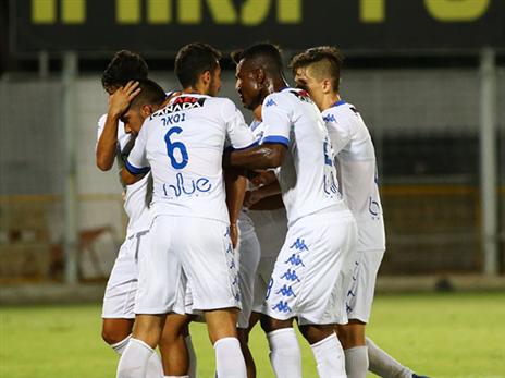 גוזלן נגח את הראשון (לירון מולדובן)