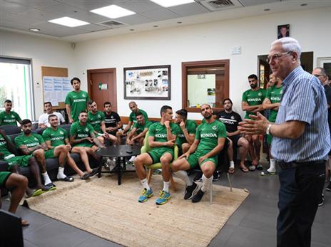 שחר. בירך לכבוד ראש השנה (האתר הרשמי)