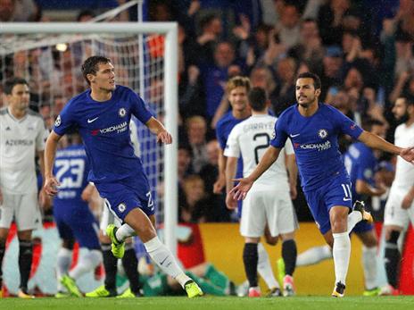 סטמפורד ברידג', מרחק נגיעה מהשחקנים