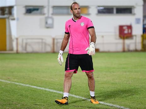 דני עמוס. לא נראה כי מדובר בפציעה רצינית (לירון מולדובן)