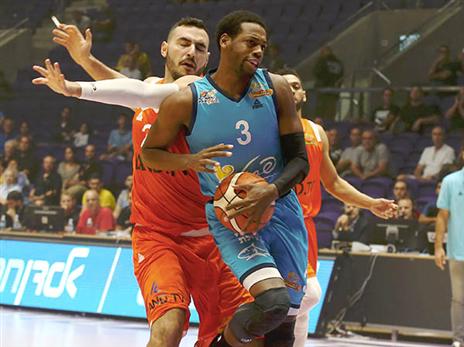 לויד. אילת פתחה טוב, אבל נחלשה מאוד (אלן שיבר)