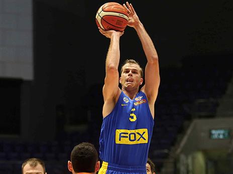 הצטיין מול באמברג. רול (אלן שיבר)