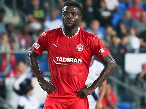 זכה למחמאות על היכולת בניגריה. אוגו (צילום: דני מרון)