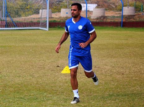 משומר מתרגל למדים של אשקלון (דוברות הפועל אשקלון)