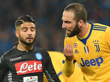 "היו לי 3 עונות נפלאות בנאפולי". היגוואין (getty)