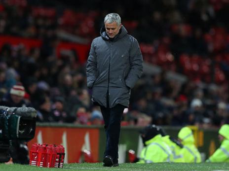 בעיה בהגנה. מוריניו (getty)