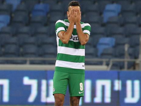 עוואד מתוסכל. מכבי חיפה בקרשים (צילום: יוסי שקל)