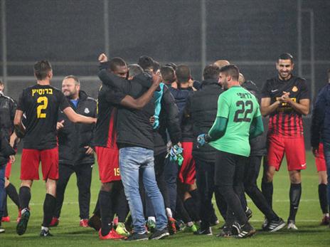 חוגגים ניצחון שני בליגה העונה (אנצ'ו גוש, סוכנות ג'יני)